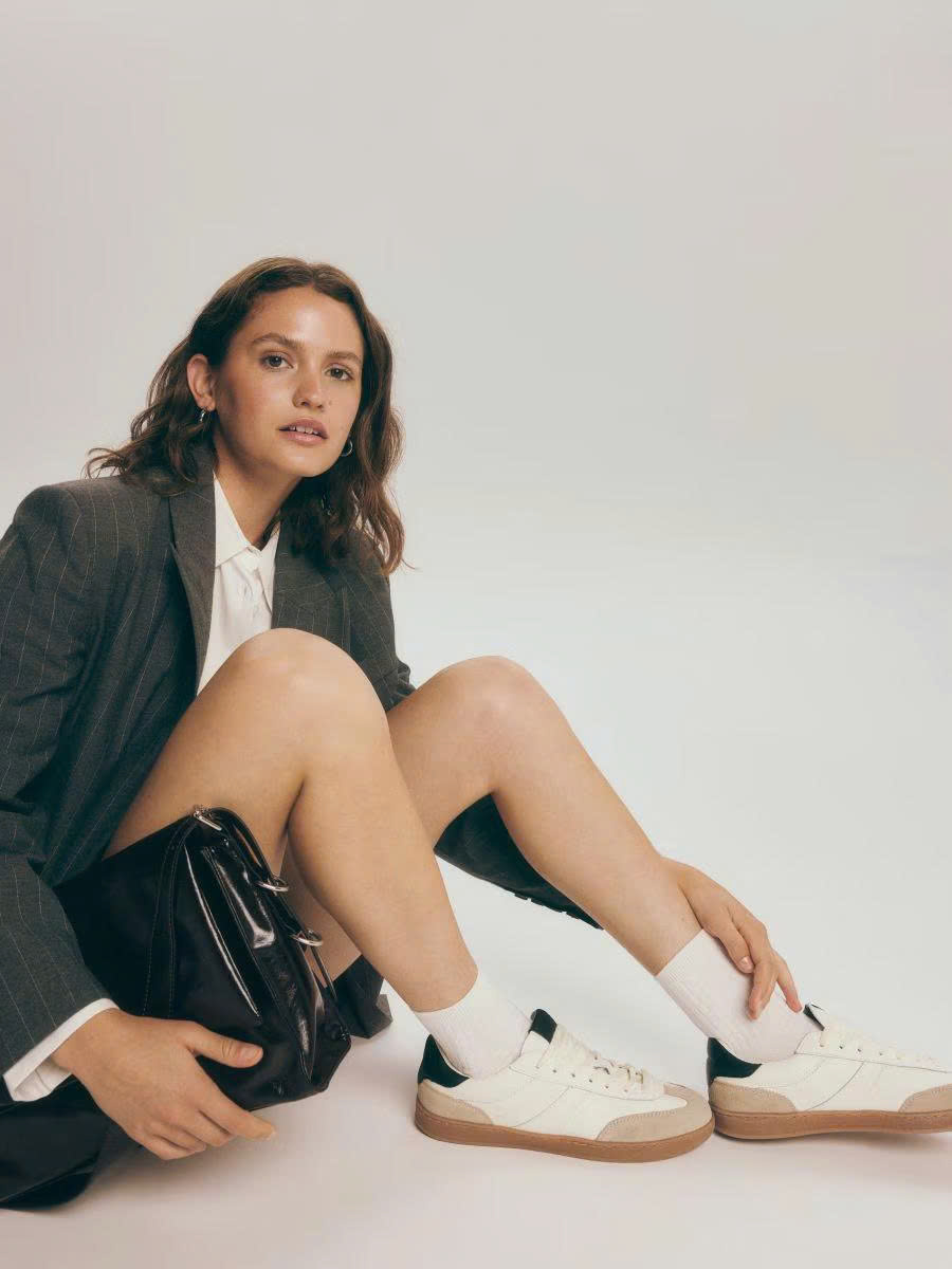 Omoda Geschaft -Omoda Geschaft z7403531745741 07da4a4b248d7fb2e952ae4bb7513bc1